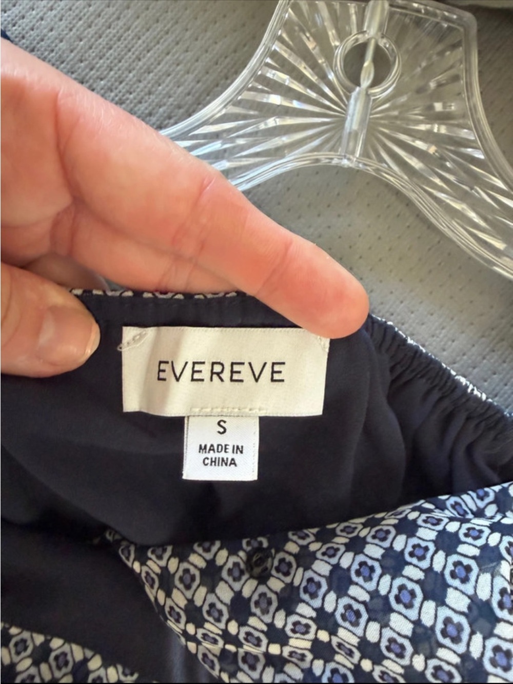 Evereve Blue Patterned Ruffle Blouse - Picture 2 of 4